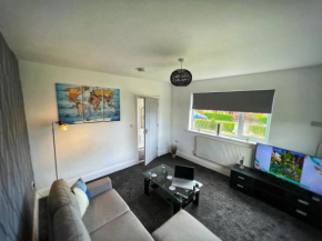 Spacious House, Ideal for Contractors, Leisure or Corporate Stays
